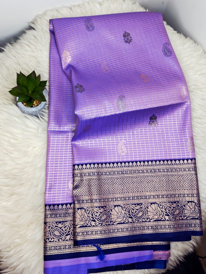 Semi Crepe Premium Quality Vintage Style Saree - LAVENDER