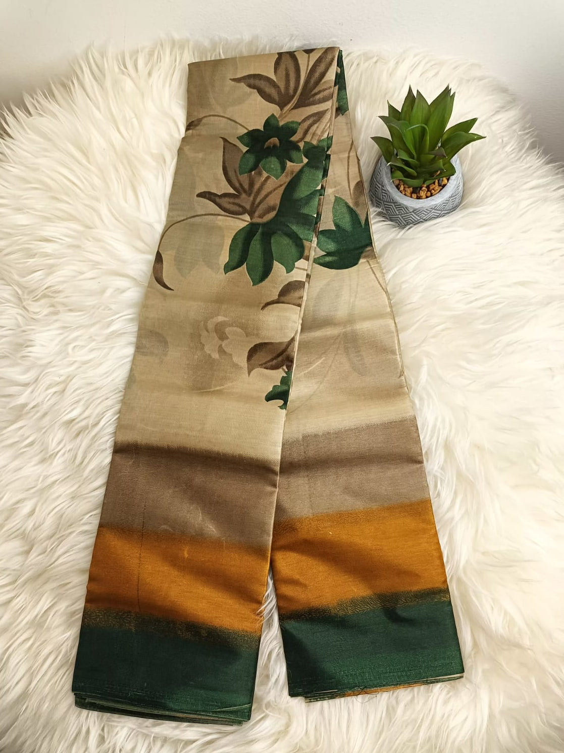 Banana Stem Saree – Matchbox Size Folding (No Blouse)