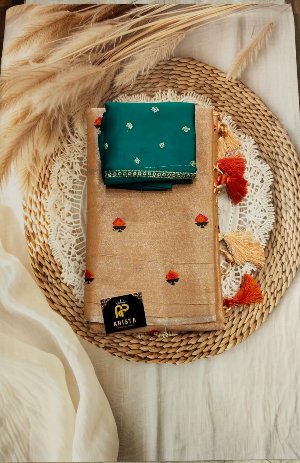 Linen Embroidery Sarees(Janaki)