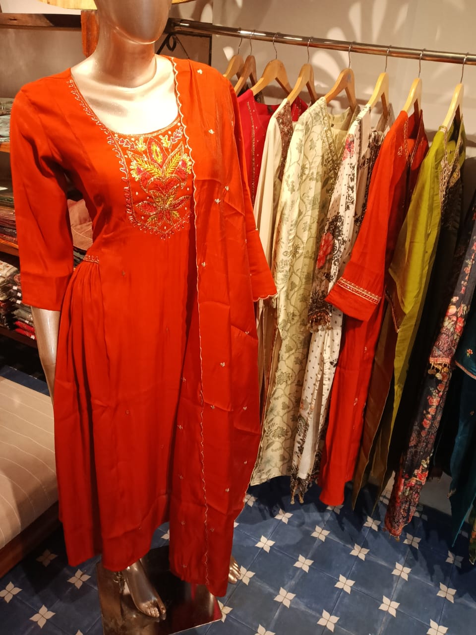 MUL CHANDARI HANDLOOM WORK RED COLLOUR 3PCS SET