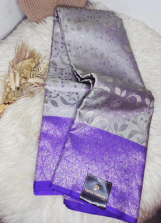 Pure Kanchipuram Silk Saree – Elegant Silver Grey With Royal Purple Contrast