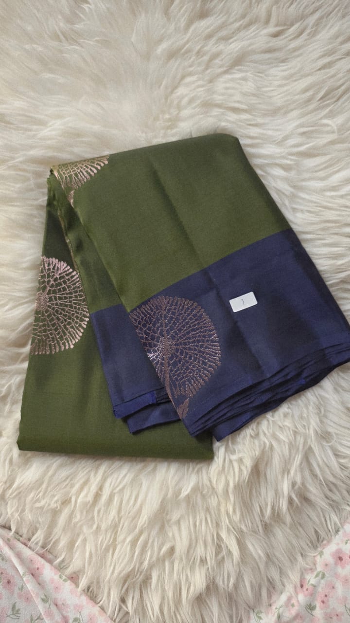 Pure Kanchipuram Soft Silk Saree – Olive Green With Navy Blue