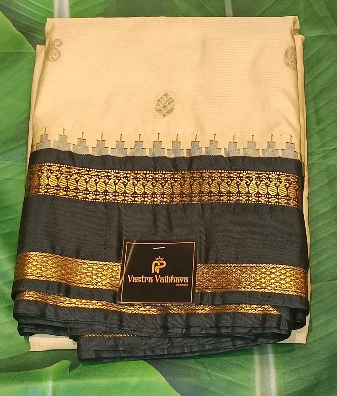 Pure Gadwal Seco silk - Cream