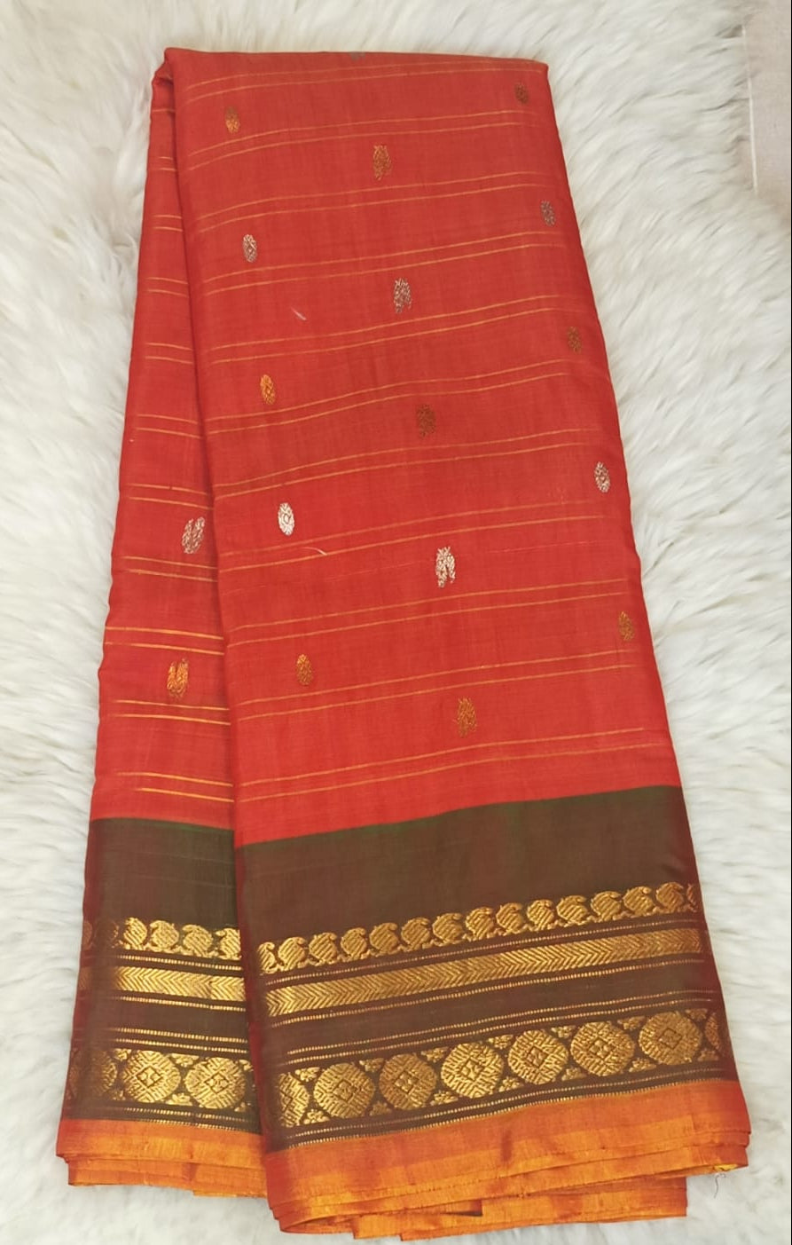 Pure Gadwal Checks Butta- Red