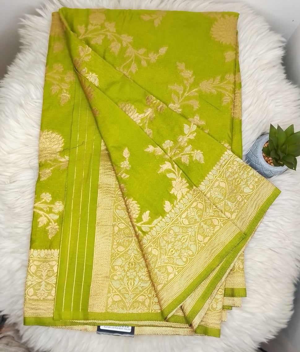 Semi Khaddi Georgette Saree