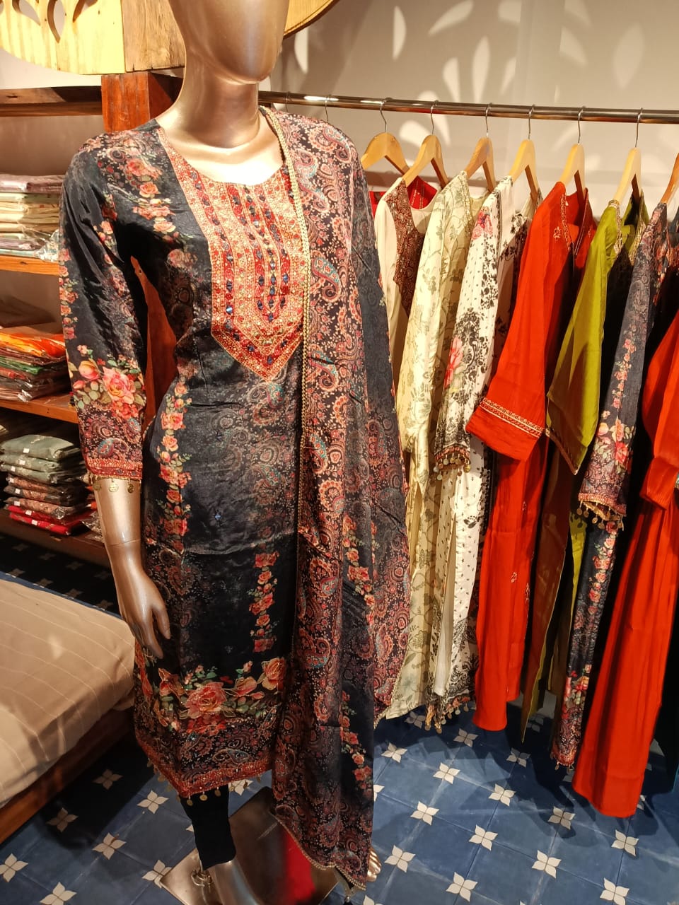 Crepe silk Black with floral print mirror work